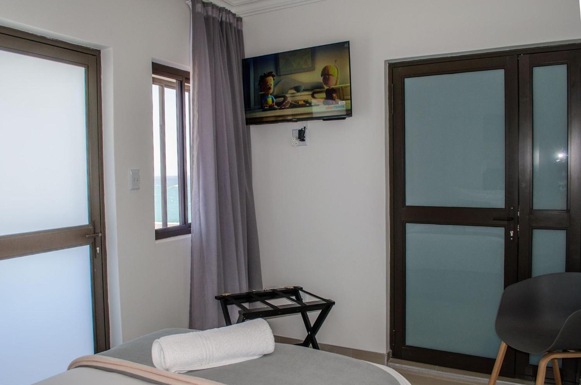 Shark Island Guesthouse Luderitz Exterior photo